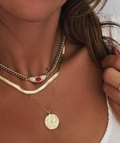 Women's Elegant Necklace | Timeless Waterproof Jewelry with Sparkling Pendant
