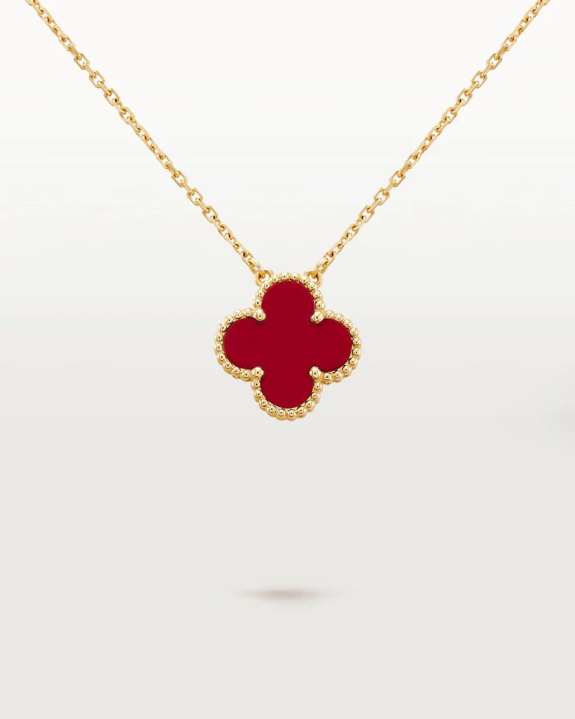 Women's Stainless Steel Clover Pendant Necklace | Elegant Timeless Charm for Everyday Wear